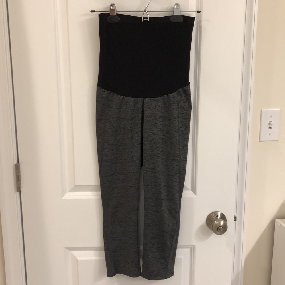 Motherhood Maternity Secret Belly Crop Pants